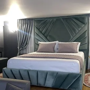 Hotell Center, Tirana
