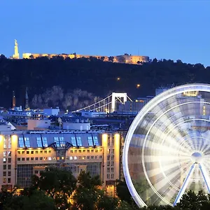 ***** Hotel Kempinski Corvinus Hongarije
