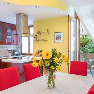 https://apartman-vesna-pula.in-istria.net