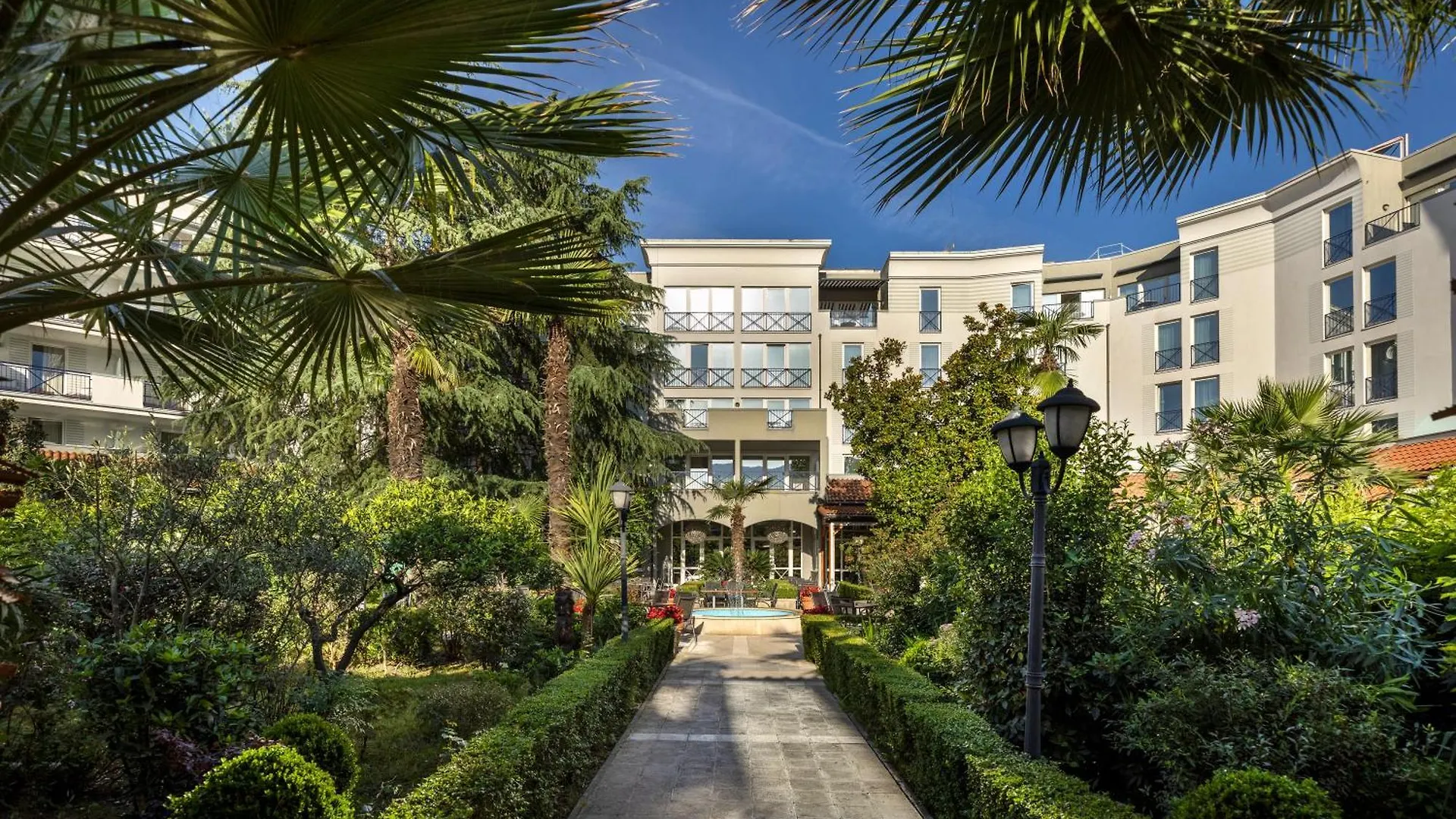 Rogner Hotel Tirana