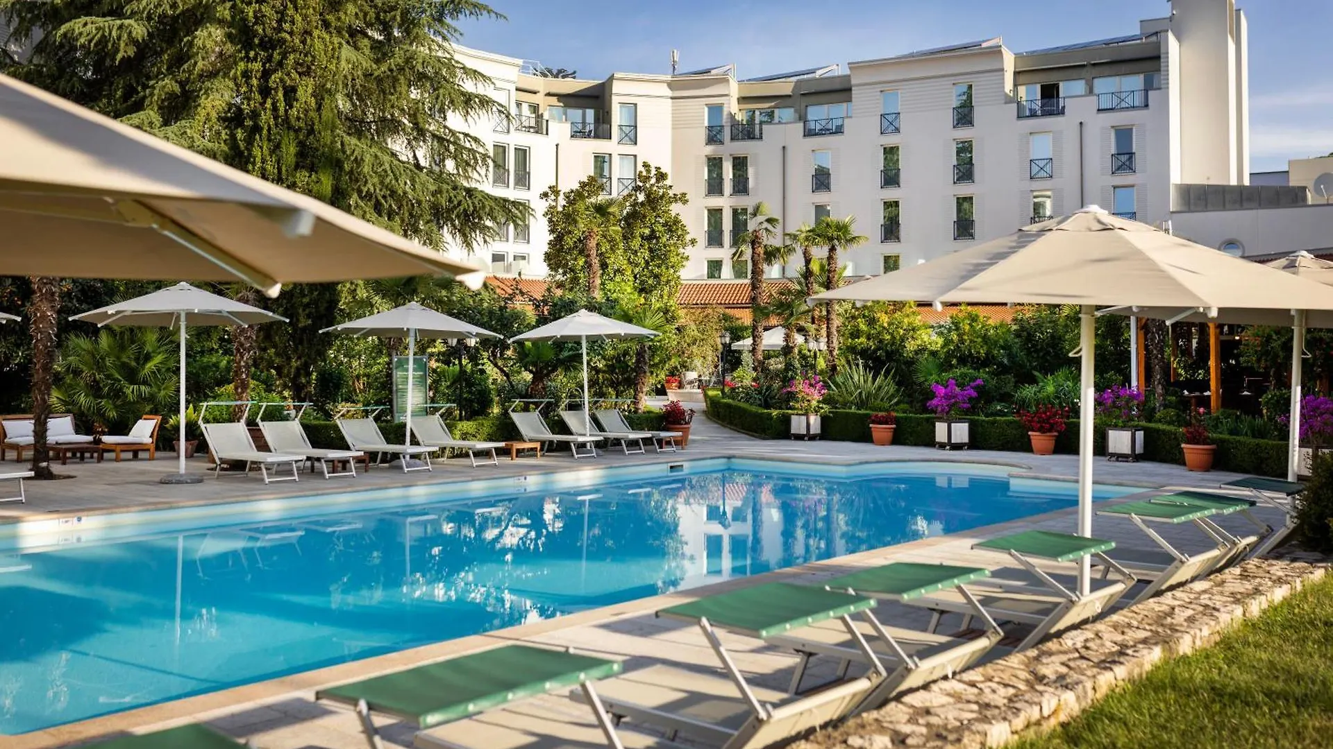 Rogner Hotel Tirana location